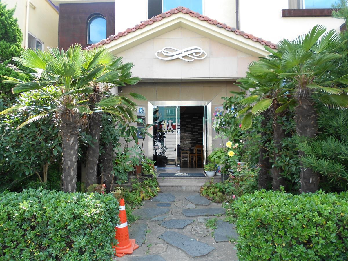 Charmant Hotel Mokpo Bagian luar foto